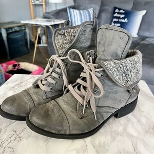 Gray Ankle Boots with Knit Cuff